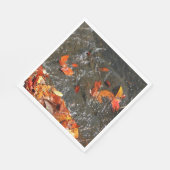 Herbstlaube im Wasserfall I Herbstfotografie Serviette (Ecke)