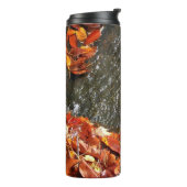 Herbstlaube im Wasserfall I Herbstfotografie Thermosbecher (Nach links gedreht)