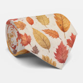 Herbstlaube in Aquarellfarben Nahtloses Muster Krawatte (Gerollt)