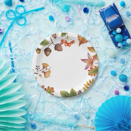 Herbstlaube mit Nuss und Ahorn Blätter Herbst   Pappteller (Party)