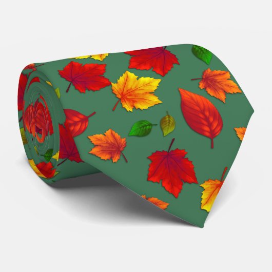 Herbstlaubs Muster Forest Green Herbst Krawatte (Gerollt)