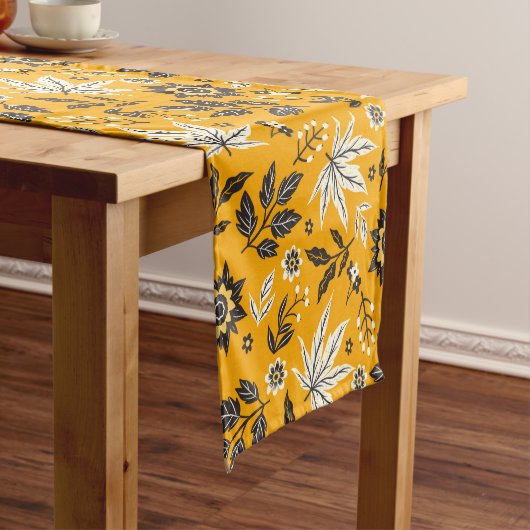 Herbstleaves, Berries & Acorns Kurzer Tischläufer (Beispiel)