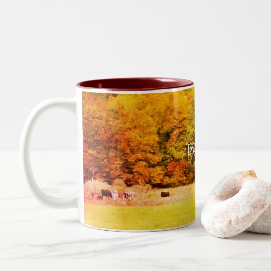 Herbstleaves Kuhfeld Natur Personalisiert Zweifarbige Tasse (Mit Donut)