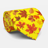 Herbstleaves Muster 01x4b B Gelbe BG Krawatte (Gerollt)