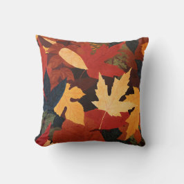Herbstleaves Throw Kissen