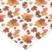 Herbstleaves und Acorns Tischdecke (Schrägansicht)