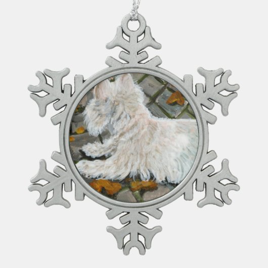 Herbstleaves Westie auf Patio Schneeflocken Zinn-Ornament (Vorderseite)