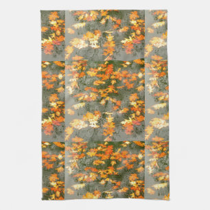 herbstliche Blätter fallen Handtuch