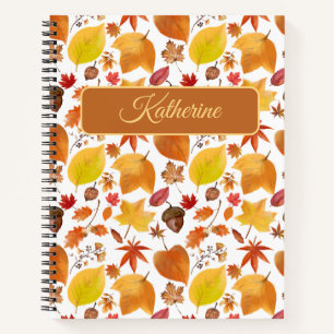 Herbstliche Floral mit einem benutzerdefinierten N Notizblock