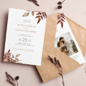 Herbstliche Herbstlaub in einem QR-Code Einladung