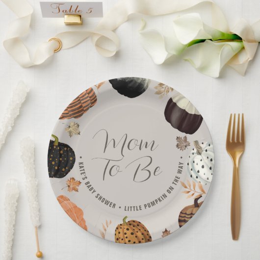 Herbstliche Mama zum kleinen Pumpkinduschpapier Pappteller (Hochzeit)