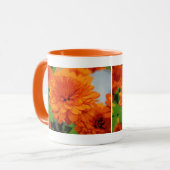 Herbstliche Orange Mums Tasse Getränke (Vorderseite Links)