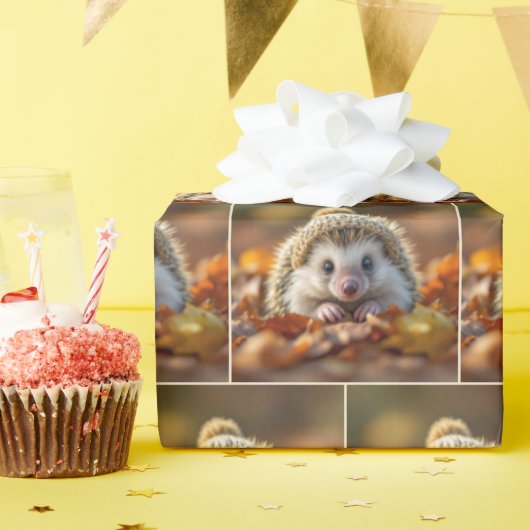 Herbstlicher Igel mit geneigter Spitze Geschenkpapier (Geburtstagsparty)