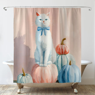 Herbstlicher weißer Kater mit Kürbissen Duschvorhang