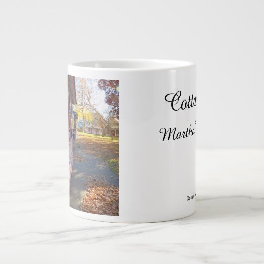 Herbstlichter auf der Hütte - Martha's Vineyard Jumbo-Tasse (Vorderseite)