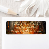 Herbstmapfelwald fällt Wälder orange braun (Insitu)