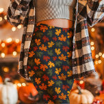 Herbstmaple-Blätter fallen Marine Leggings<br><div class="desc">Feiern Sie mit diesen Herbstmaple-Blätter die sich ändernde Saison stilvoll. Die Navy Leggings. Diese Leggings zeigen ein wunderschönes Muster aus lebhaften Ahornfarben in Rot, Orange und Gelb vor einem reichen Marineband und eignen sich hervorragend, um die Wärme und die Farben des Herbstes zu genießen. Ideal für lässige Abnutzung und festliche...</div>