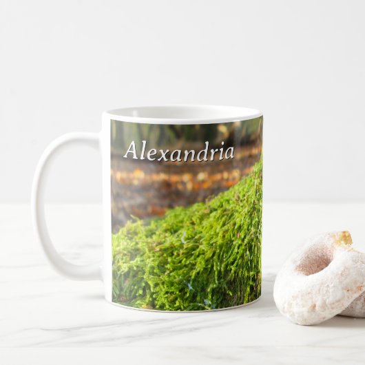 Herbstmoos in goldener Sonne - Personalisiert Kaffeetasse (Mit Donut)