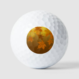 Herbstmuster mit abfallenden Ahorn-Blätter und Buc Golfball