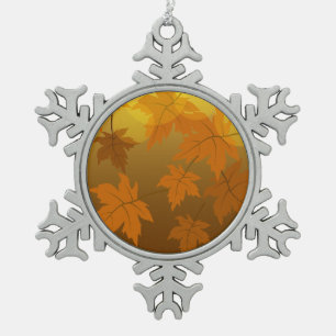Herbstmuster mit abfallenden Ahorn-Blätter und Buc Schneeflocken Zinn-Ornament