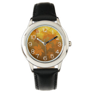 Herbstmuster mit fallenden Ahornblättern und Bokeh Armbanduhr