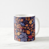 Herbstnahtloses Muster mit Blätter, Zweigen und  Kaffeetasse (VorderseiteRechts)