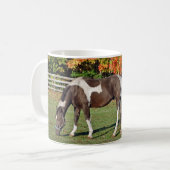 Herbstpaint Horse in Weide Kaffeetasse (Vorderseite Links)