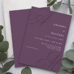 Herbstpflaume Elegant Calligraphy Monogram Wedding Einladung<br><div class="desc">Dieses einfache, moderne minimalistische Design mit einem eleganten Rand bietet eine einzigartige Hochzeitseinladung mit schönen kalligraphischen Skriptmonogrammen der Braut und Bräutigam an anderen Ecken. Ein gepflegtes Textlayout zeigt die Details Ihrer Hochzeit mit einem klassischen, puristischen Look mit lila Hintergrund im Herbst und Elfenbeintext mit dunkleren Pflaumenkalligraphie-Monogramm-Initialen. Ersetzen Sie den Beispieltext...</div>
