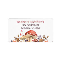 Herbstpilze, Pflanze und Blätter fallen an