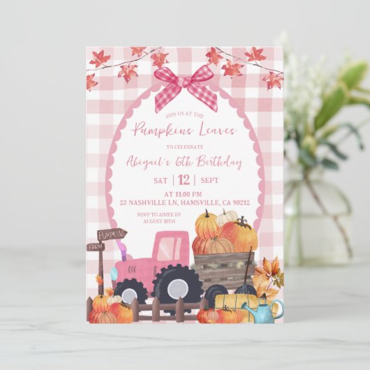 Herbstpink-Bow-Pumpkin-Patch Geburtstag Einladung (Stehend Vorderseite)