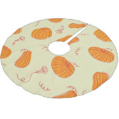 Herbstpumpen: Doodle Orange Muster. Polyester Weihnachtsbaumdecke (Schrägansicht)