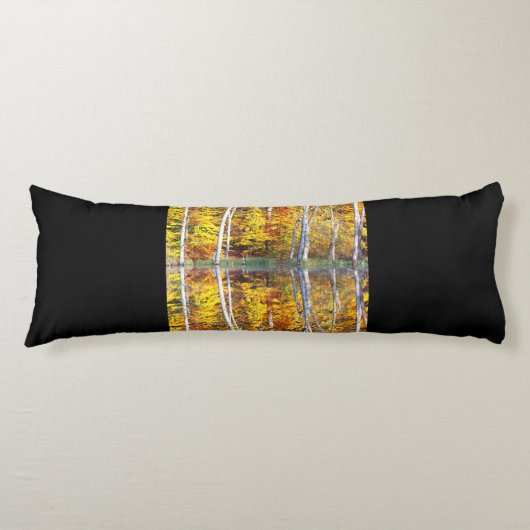Herbstreflektion Seitenschläferkissen (Vorderseite)