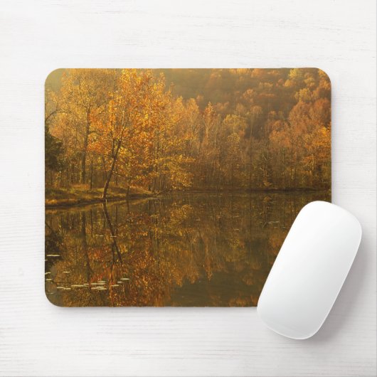 Herbstreflektionen auf dem Teich. Mousepad (Mit Mouse)