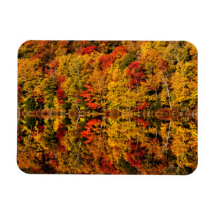 Herbstreflexion am Russell Pond New Hampshire Magnet