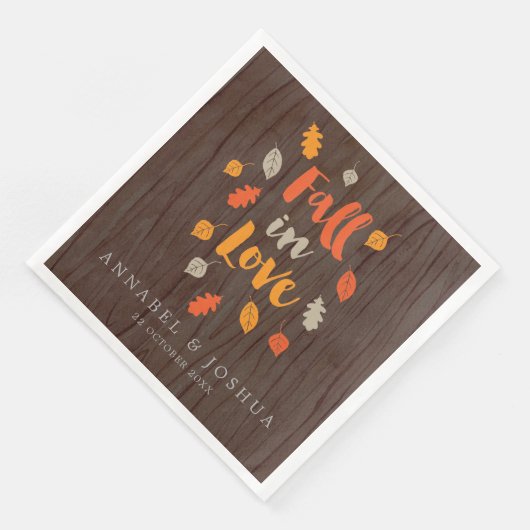 Herbstrückgang bei Hochzeiten/Engagieren in der Li Serviette (Ecke)