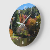 Herbstsaison Bäume Naturlandschaft Australien Große Wanduhr (Winkel)