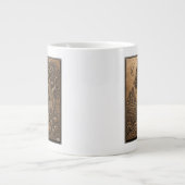 Herbstsaison Halloween Szene in Bronze Jumbo-Tasse (Vorderseite)