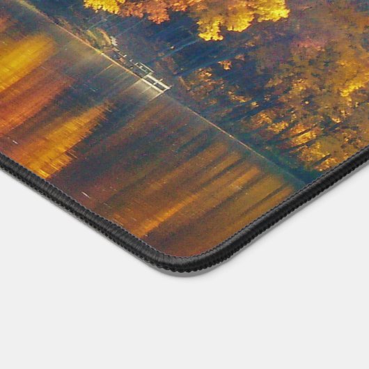 Herbstsee Schreibtischunterlage (Ecke)