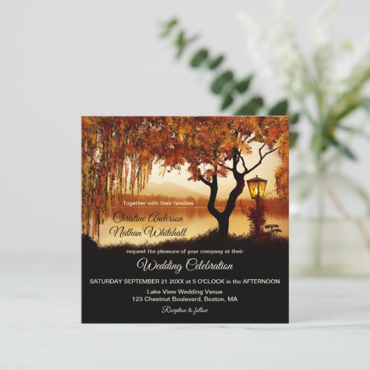 Herbstsee View Lantern Einladung Hochzeit (Stehend Vorderseite)