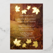 Herbstspur Ahorn Blätter Akzente Hochzeit Folieneinladung (Vorderseite)