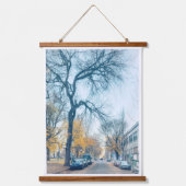 Herbststraße mit Tall Bared Tree Wandteppich Mit Holzrahmen (Vorderseite)