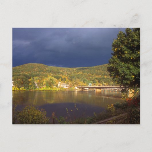 Herbststurm über dem Connecticut Postkarte (Vorderseite)