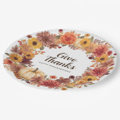 Herbstthematischer Erntedank mit Blume Kürbis Pappteller (Schrägansicht)