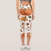 Herbstträume: Das Eichhörnchen im Wasser Capri Leggings (Rückseite)