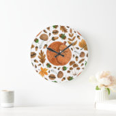 Herbstträume: Das Eichhörnchen im Wasser Große Wanduhr (Zuhause)