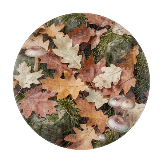 Herbstwald-Boden-Pilze-Moos-gefallene-Blätter Schneidebrett (Vorderseite)