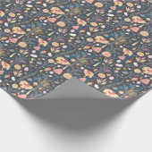 Herbstwald: Texturierte saisonale Schönheit. Geschenkpapier (Ecke)