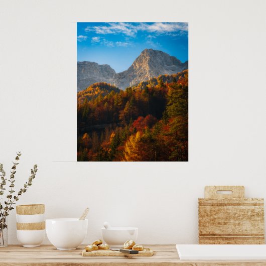 Herbstwald unterhalb der Berge Poster (Küche)