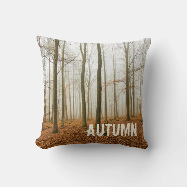 Herbstwaldnebel und Nebelfallsaison Kissen (Vorderseite)