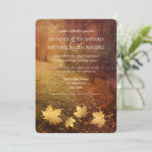 Herbstweg Ahorn Blätter rustikale Hochzeit Einladung (Stehend Vorderseite)